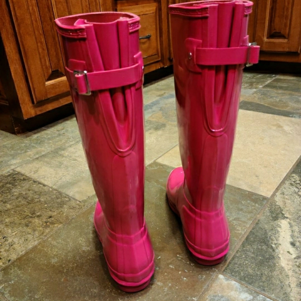 Hunter Boots Like New! SOLD - Picture 3 of 4